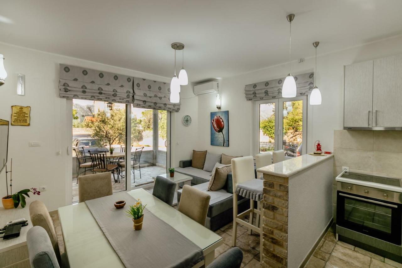 Bobana Apartments Дони-Моринь Экстерьер фото