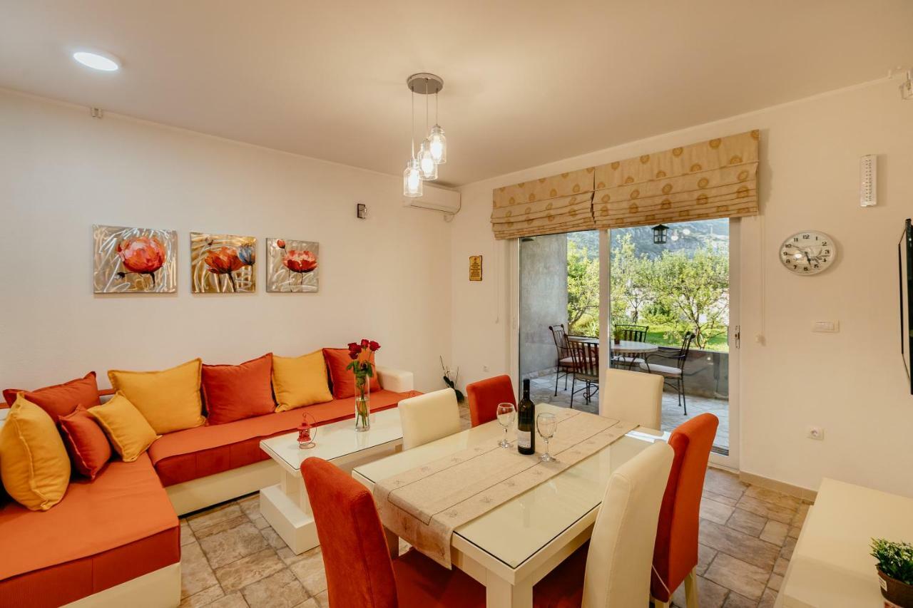 Bobana Apartments Дони-Моринь Экстерьер фото